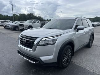 Used 2022 Nissan Pathfinder SL w/ SL Premium Package FWD video 2