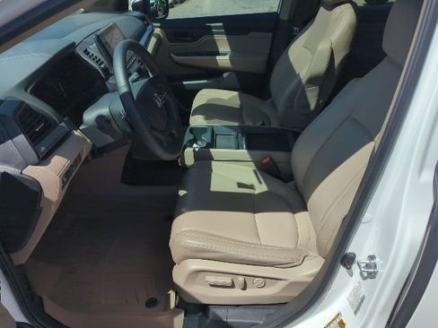 Used 2024 Honda Odyssey EX-L image 15