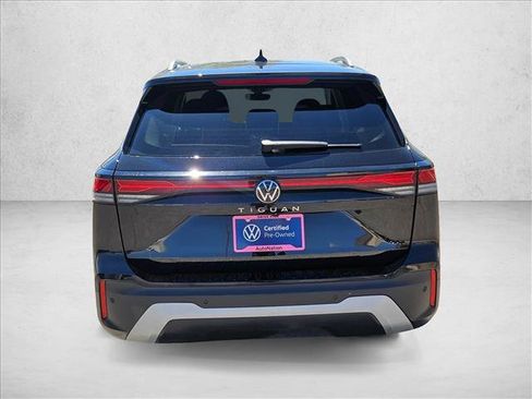 Used 2026 Volkswagen Tiguan S FWD image 7