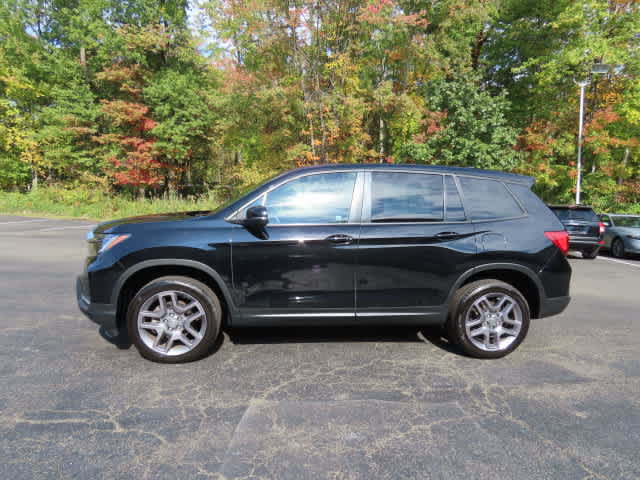 Used 2023 Honda Passport EX-L image 3