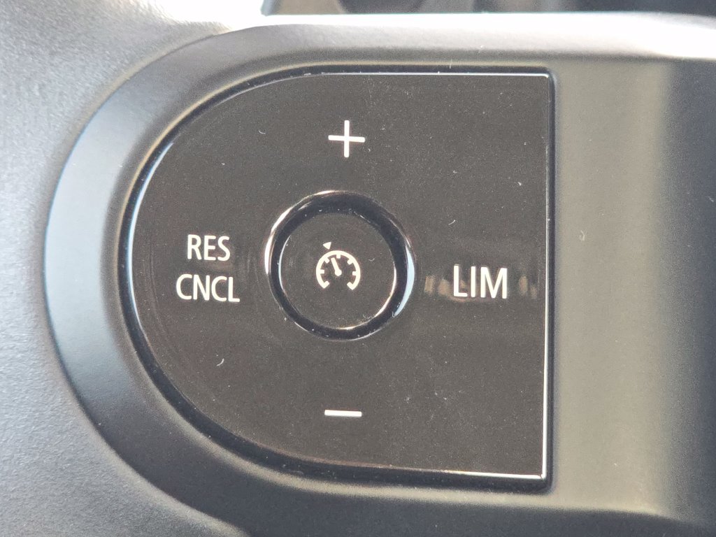 Used 2024 MINI Cooper Clubman S FWD image 30