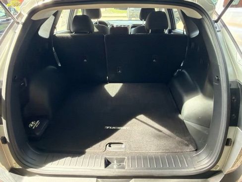 Used 2022 Hyundai Tucson SE FWD image 18