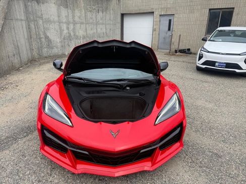 Used 2025 Chevrolet Corvette Z06 RWD image 46
