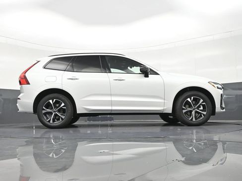 Used 2026 Volvo XC60 B5 Core AWD/4WD image 27