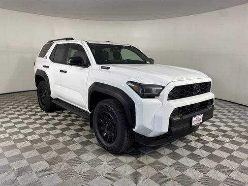 New 2026 Toyota 4Runner TRD Off-Road Premium AWD/4WD image 10