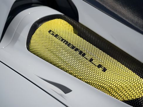Used 2004 Porsche Carrera GT RWD image 18