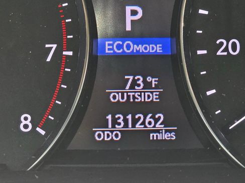 Used 2014 Lexus LS 460 w/ Comfort Package RWD image 19