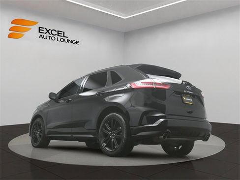 Used 2021 Ford Edge ST-Line image 36