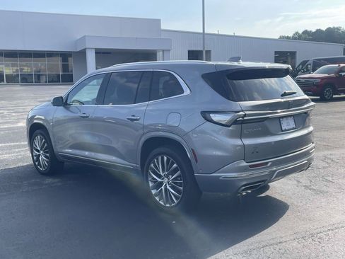 Certified 2025 Buick Enclave Avenir w/ Super Cruise Package AWD/4WD image 10