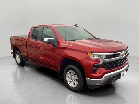 Used 2022 Chevrolet Silverado 1500 LT image 1