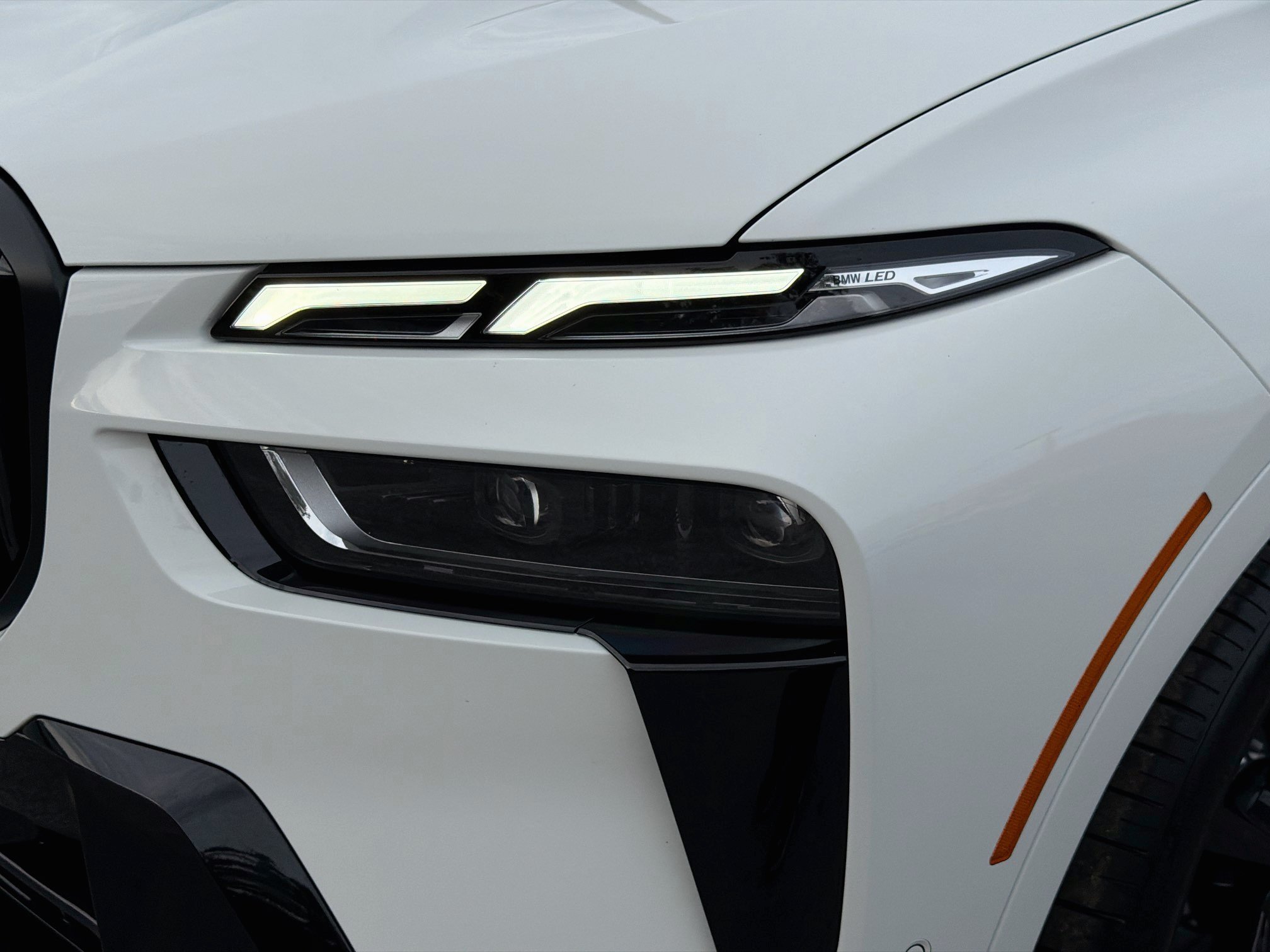 New 2027 BMW X7 M60i AWD/4WD image 9