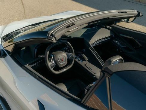 Used 2025 Chevrolet Corvette Z06 w/ Z07 Performance Package image 36