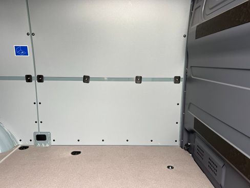 New 2025 Mercedes-Benz Sprinter 2500 image 9