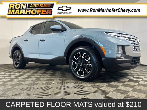 Used 2023 Hyundai Santa Cruz SE AWD/4WD image 1