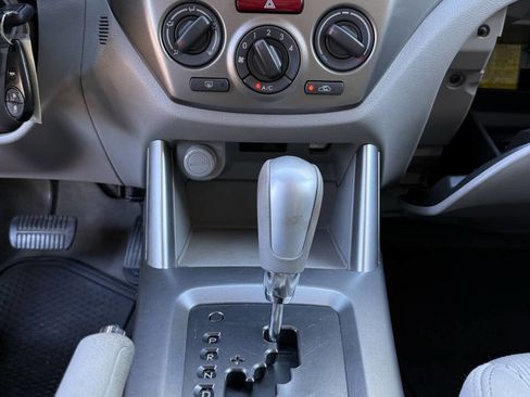 Used 2010 Subaru Forester 2.5X image 16