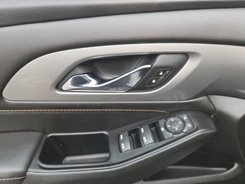 Used 2020 Chevrolet Traverse RS w/ LPO, Floor Liner Package image 27