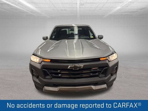 Used 2024 Chevrolet Colorado Trail Boss AWD/4WD image 2