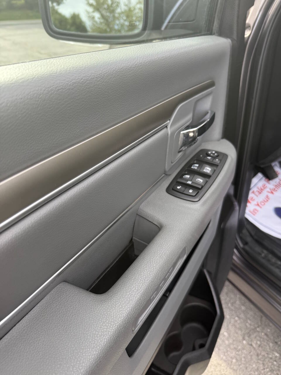 Used 2019 RAM 1500 Big Horn w/ Rambox Value Package AWD/4WD image 10