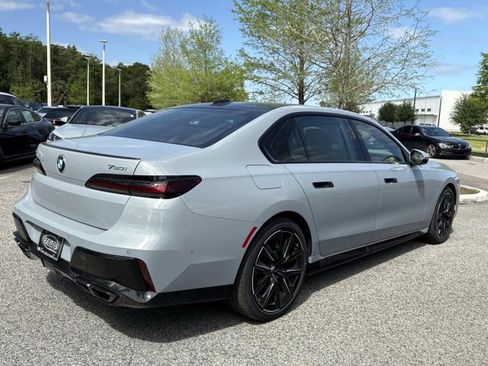 New 2025 BMW 760i xDrive AWD/4WD image 3