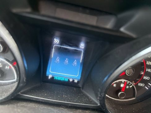 Used 2015 Chevrolet SS RWD image 11