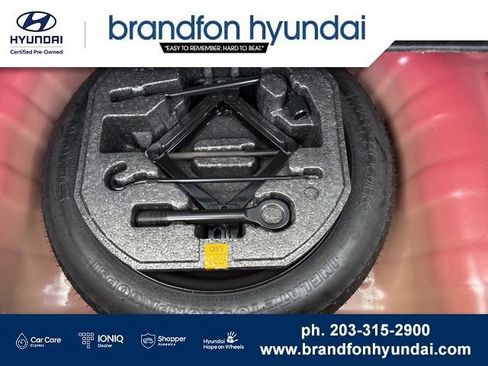 Used 2022 Hyundai Venue SEL FWD image 30