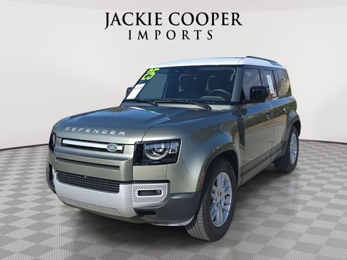 Used 2025 Land Rover Defender 110 S image 1