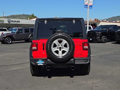 Used 2019 Jeep Wrangler Unlimited Sport S AWD/4WD image 13