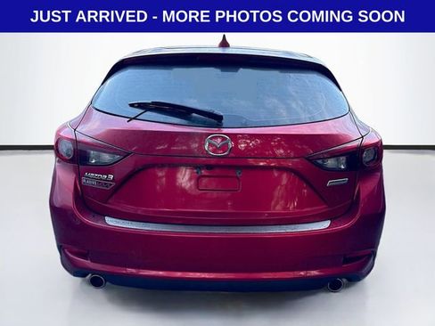 Used 2018 MAZDA MAZDA3 Grand Touring image 6