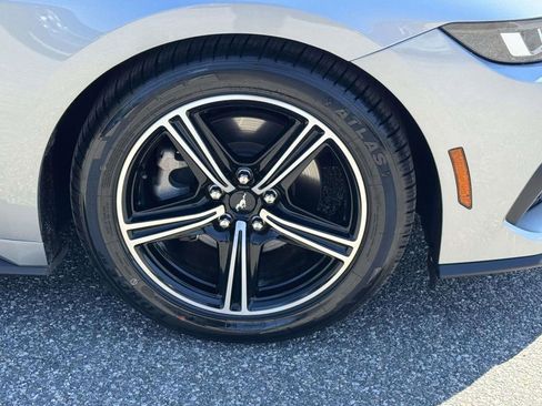 Used 2024 Ford Mustang Premium RWD image 9