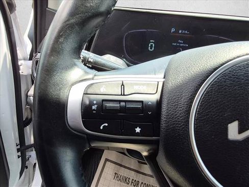 Used 2023 Kia Sportage EX FWD image 15