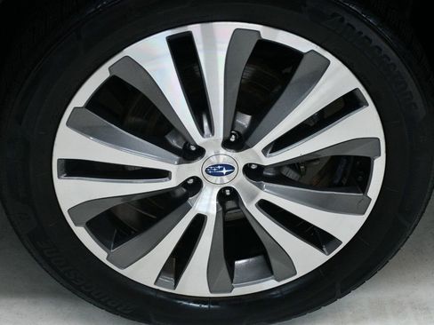 Used 2020 Subaru Ascent Limited image 17