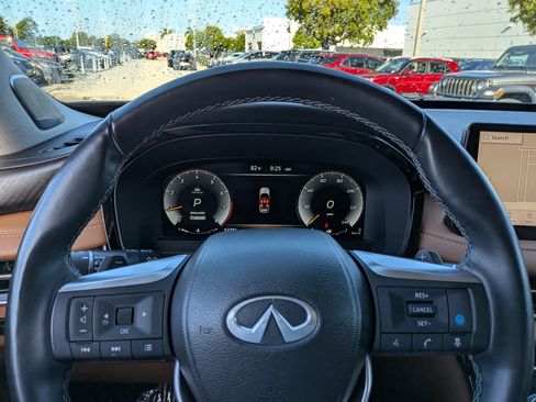 Used 2023 INFINITI QX60 Sensory w/ Cargo Package FWD image 27