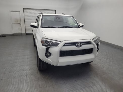 Used 2021 Toyota 4Runner SR5 AWD/4WD image 14