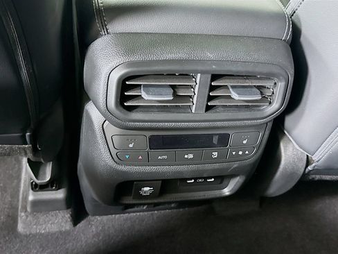 Used 2025 Honda Pilot Elite image 30