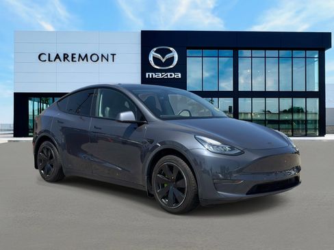 Used 2020 Tesla Model Y Long Range AWD/4WD image 1
