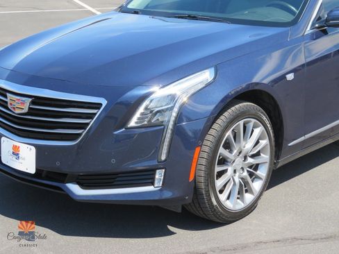 Used 2017 Cadillac CT6 Luxury AWD/4WD image 13