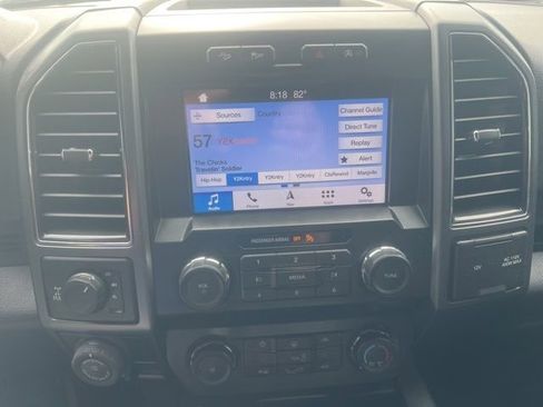 Used 2019 Ford F150 XLT w/ Equipment Group 302A Luxury AWD/4WD image 10