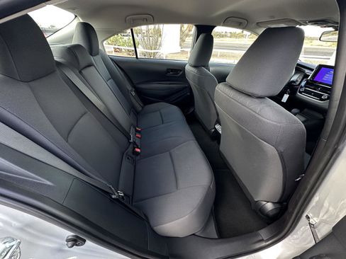 Used 2023 Toyota Corolla LE image 20