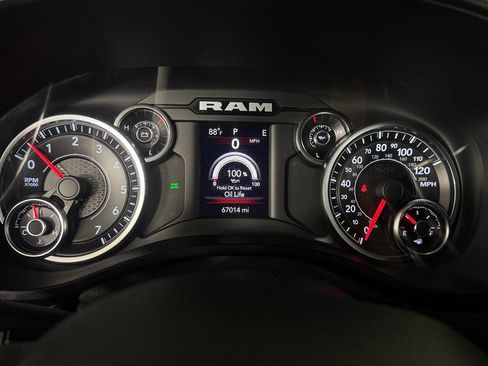 Used 2021 RAM 1500 Big Horn AWD/4WD image 16