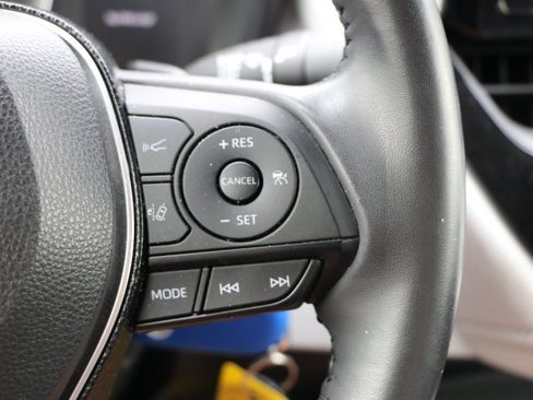 Used 2021 Toyota Corolla SE FWD image 17