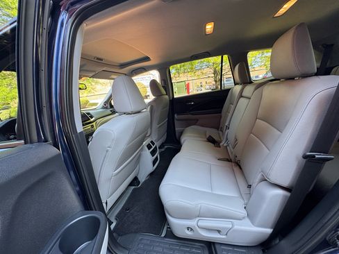 Used 2017 Honda Pilot EX-L image 10