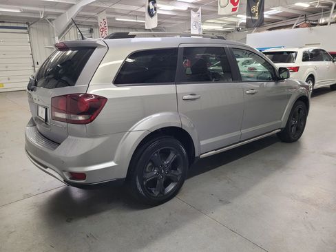 Used 2020 Dodge Journey Crossroad image 8