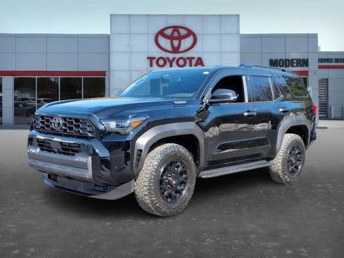 Certified 2025 Toyota 4Runner TRD Off-Road image 1