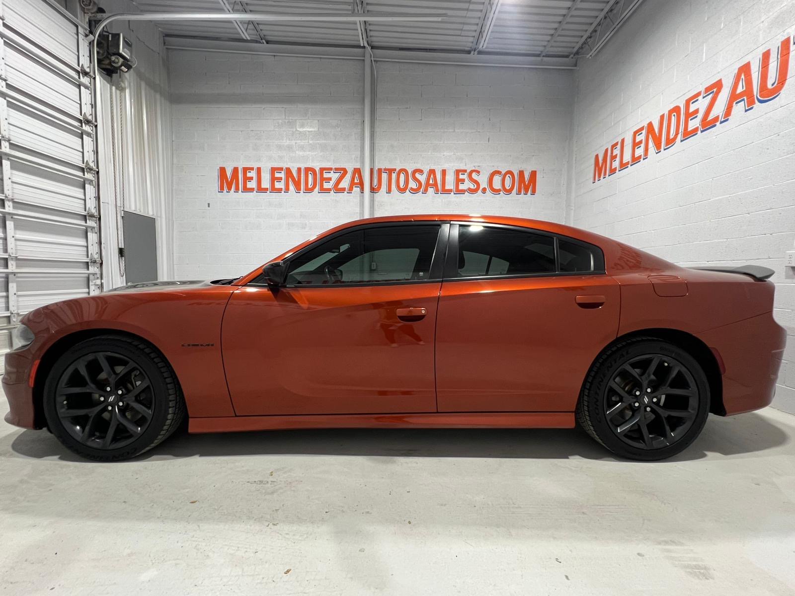 Used 2021 Dodge Charger R/T w/ Blacktop Package RWD image 2