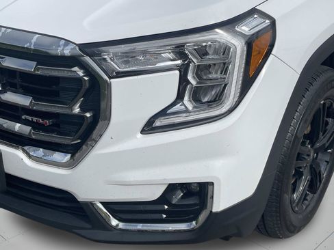 Used 2023 GMC Terrain AT4 AWD/4WD image 43