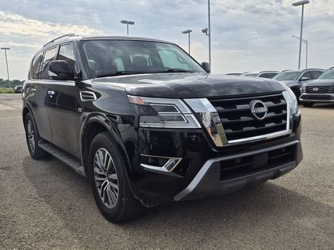 Used 2021 Nissan Armada SV w/ SV Appearance Package RWD image 1