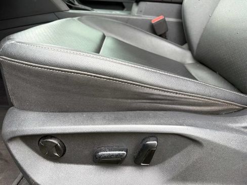 Used 2019 Volkswagen Atlas SE FWD image 18