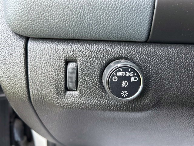 Used 2015 Chevrolet Colorado Z71 RWD image 17
