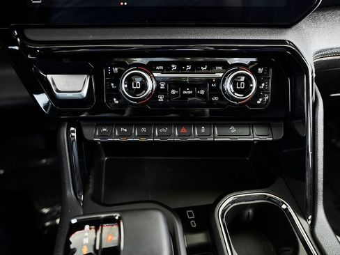 Used 2023 GMC Sierra 1500 AT4 w/ AT4 Premium Package image 51