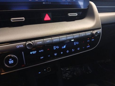 Used 2025 Hyundai Ioniq 5 SEL RWD image 21